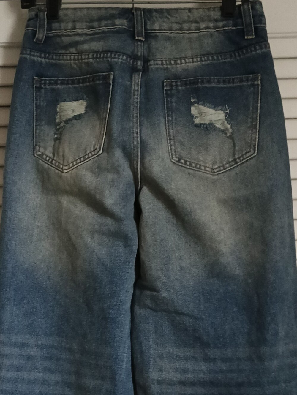 NEW Bohemela Dark Distressed Wash Embroidered Embellished Loose Fit Jeans (26) - Picture 9 of 13